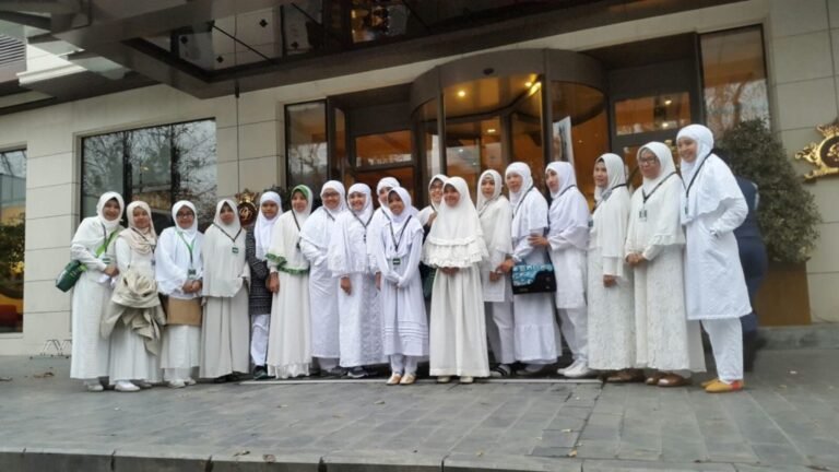 Persiapan Umroh 9 Hari untuk Wanita