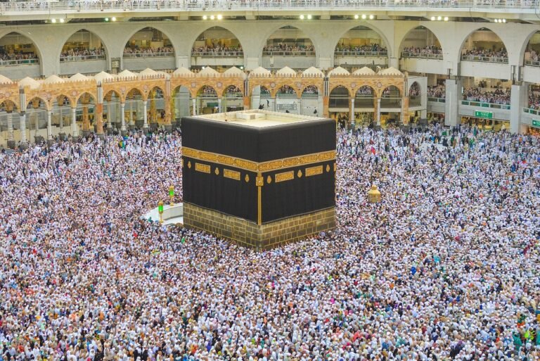 20 Fakta Umrah, Sejarah, Aturan, Ritual, Dan Larangannya