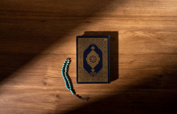 Nama Lain Al Qur'an yang Diperbolehkan