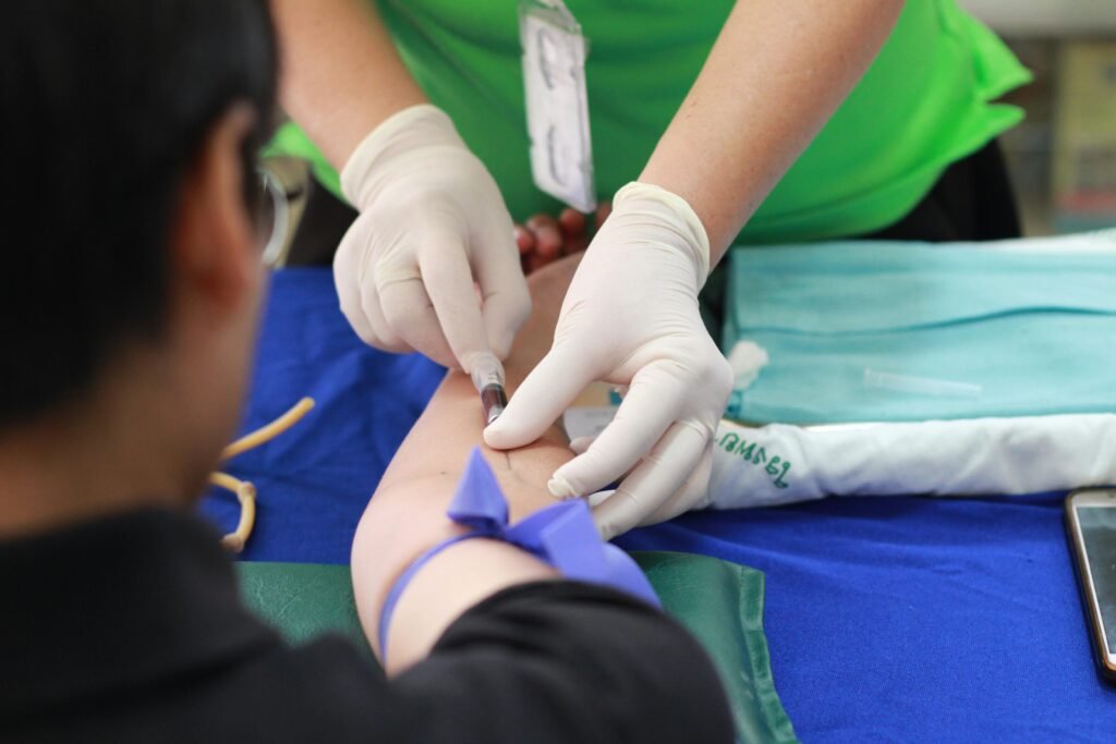 Informasi Terbaru Mengapa Vaksin Polio Wajib untuk Jamaah Umroh 1 pexels pranidchakan boonrom 101111 1350560 Informasi Terbaru Mengapa Vaksin Polio Wajib untuk Jamaah Umroh
