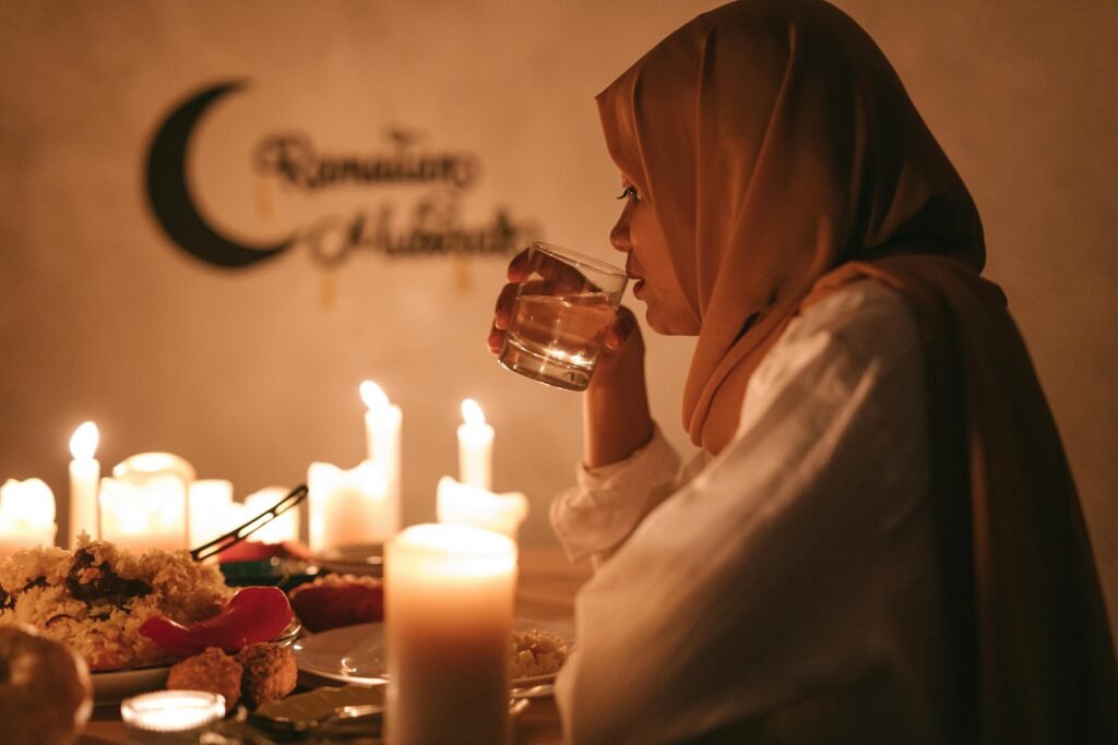 Keutamaan Bulan Ramadhan bagi Umat Islam, Meraih Lebih Banyak Pahala di Bulan Suci 1 pexels thirdman 7956565 Keutamaan Bulan Ramadhan bagi Umat Islam, Meraih Lebih Banyak Pahala di Bulan Suci